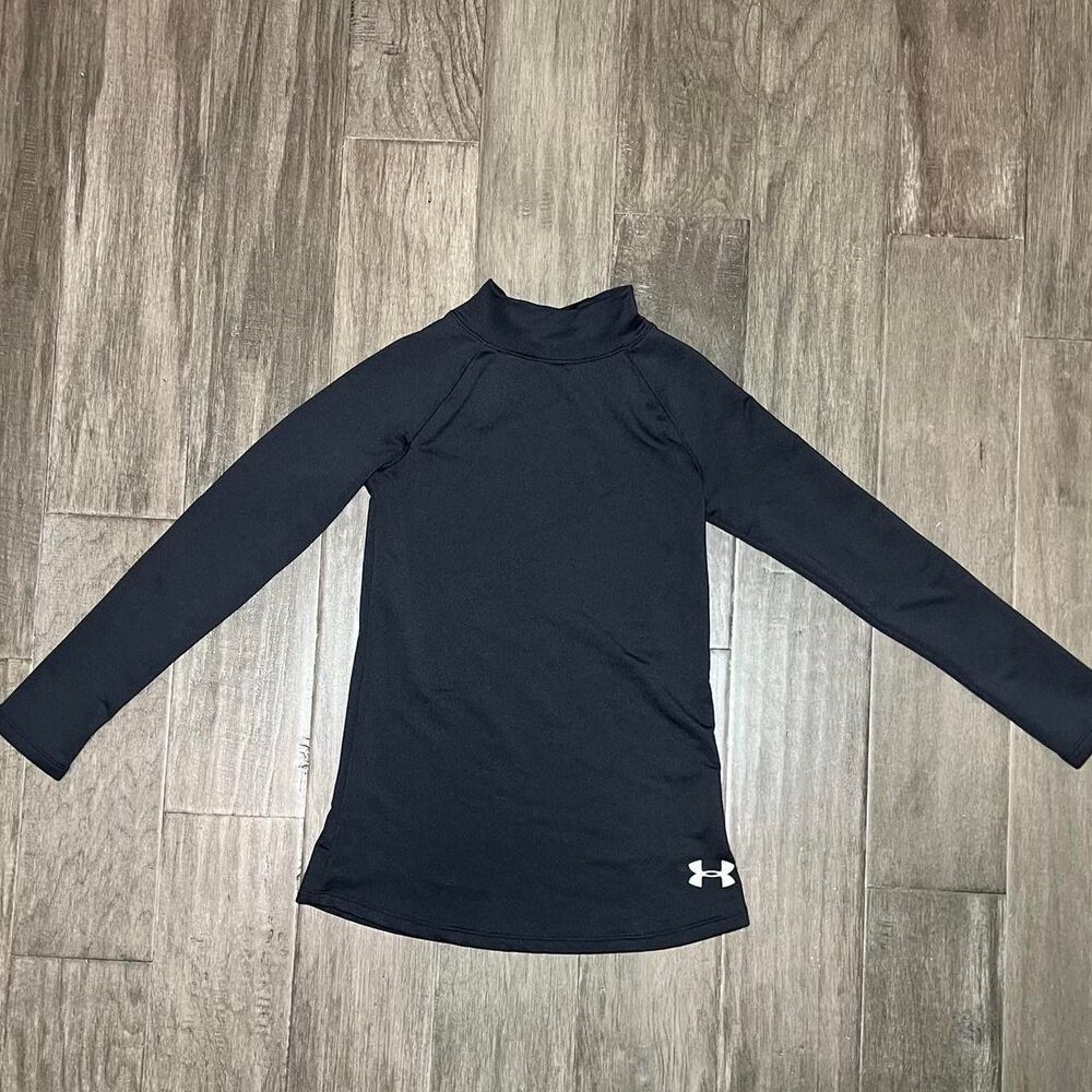 Under Armour coldgear size 10/12